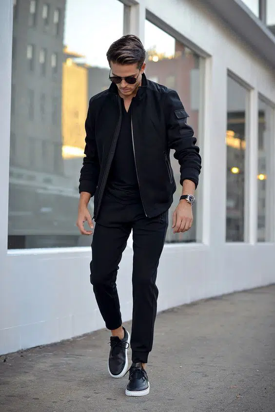 outfit casual hombre negro