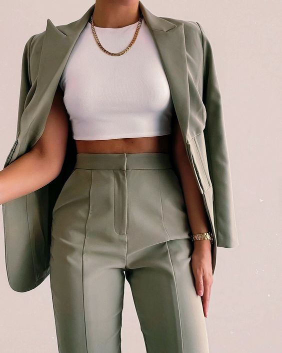 outfit casual saco verde