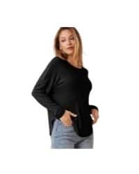 camiseta negra manga larga con dobladillo curvado holgada