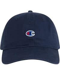 Gorra azul marino con detalle de logo Champion bordado