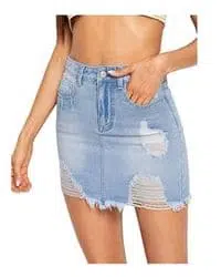 minifalda de jean con dobladillo desgarrado 